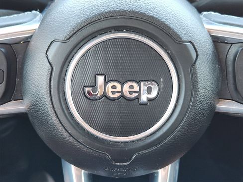 Used 2023 Jeep Gladiator Overland w/ Popular Equipment Package image 35