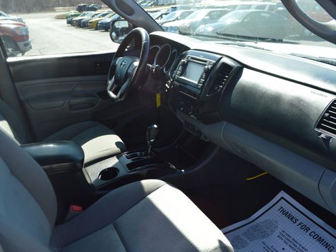 Used 2013 Toyota Tacoma 4x4 Double Cab w/ Convenience Pkg image 20