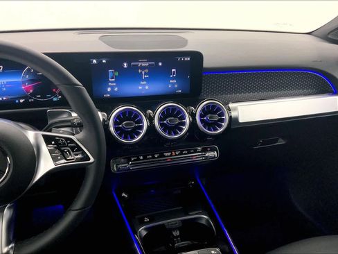 New 2026 Mercedes-Benz GLB 250 image 26