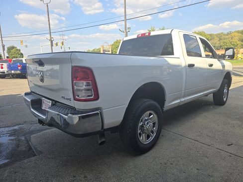 Used 2023 RAM 2500 Tradesman w/ Chrome Appearance Group image 4