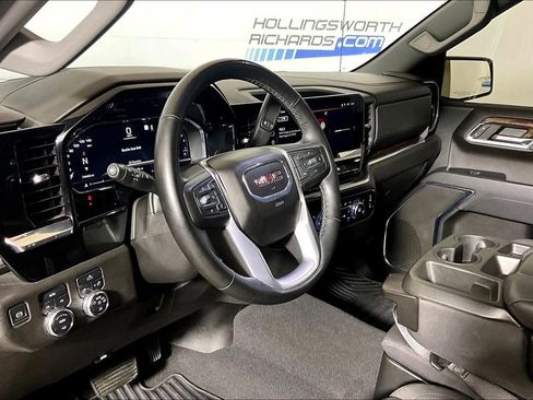 Used 2023 GMC Sierra 1500 Elevation AWD/4WD image 10