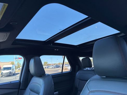 Used 2023 Ford Explorer Timberline w/ Timberline Technology Package image 12