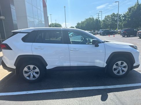 Used 2023 Toyota RAV4 LE FWD image 5