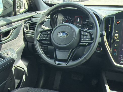 Used 2025 Subaru Forester Premium AWD/4WD image 25