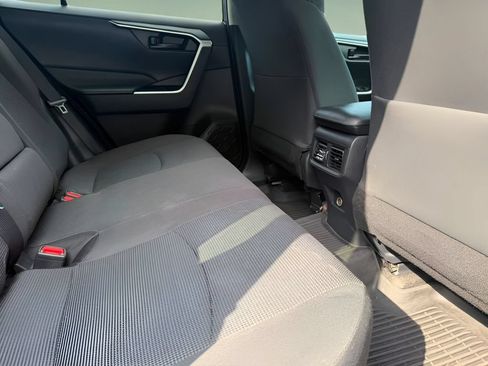 Used 2024 Toyota RAV4 LE AWD/4WD image 12