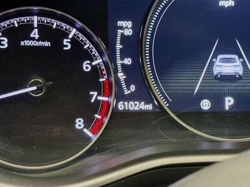 Used 2020 MAZDA MAZDA3 Hatchback image 8