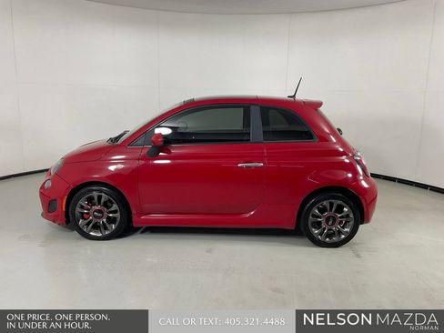Used 2015 FIAT 500 Turbo w/ Comfort/Convenience Group FWD image 9