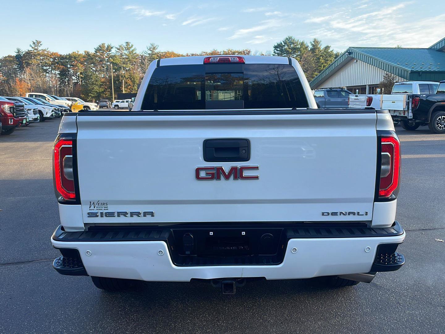 Used 2017 GMC Sierra 1500 Denali w/ Denali Ultimate Package AWD/4WD image 7