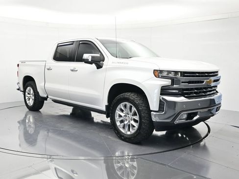 Used 2021 Chevrolet Silverado 1500 LTZ w/ LTZ Convenience Package II AWD/4WD image 3