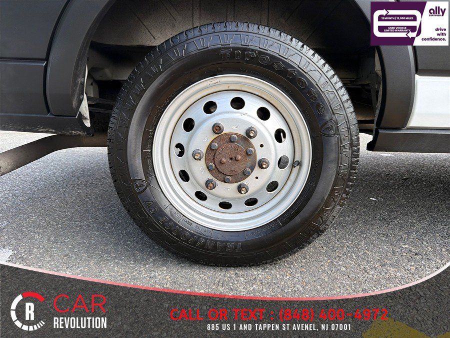 Used 2021 Ford Transit 350 Low Roof AWD image 28