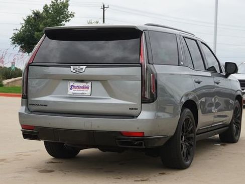Used 2024 Cadillac Escalade Sport w/ LPO, ONYX Package RWD image 9