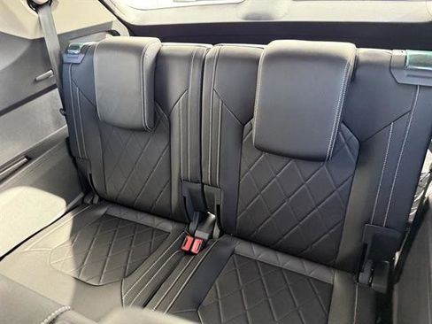 New 2025 Volkswagen Atlas SEL Premium R-Line image 22