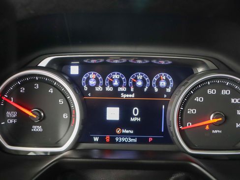 Used 2021 Chevrolet Suburban Premier w/ Premium Package image 16