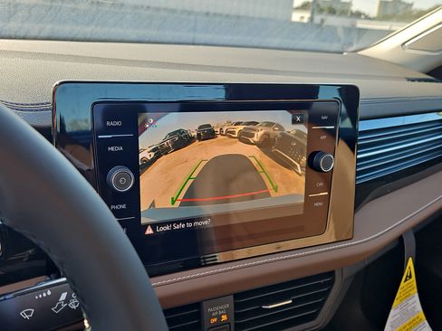 New 2026 Volkswagen Jetta SEL FWD image 15