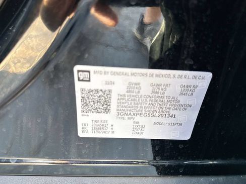 Used 2025 Chevrolet Equinox LT w/ Convenience Package II AWD/4WD image 32
