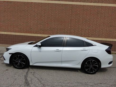 Used 2020 Honda Civic Sport image 4