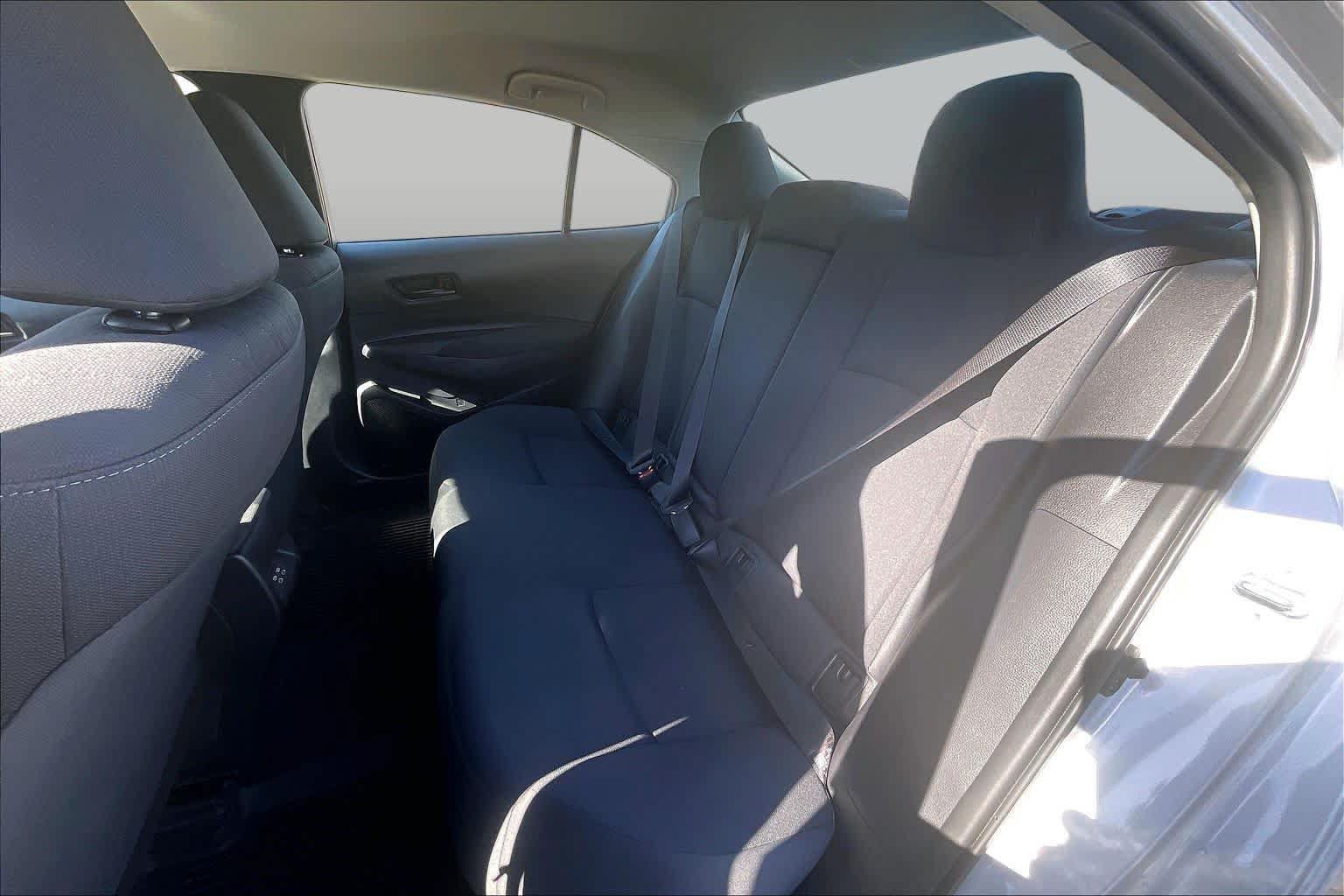 Used 2024 Toyota Corolla LE FWD image 19