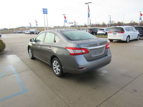 Used 2015 Nissan Sentra S image 4