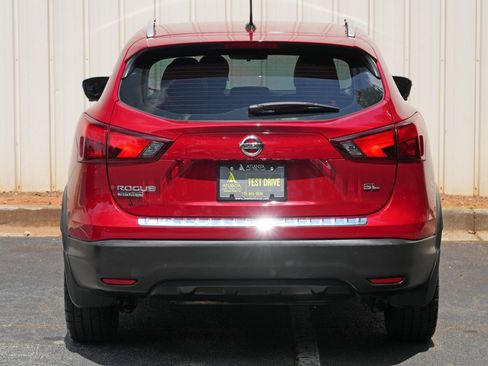 Used 2018 Nissan Rogue Sport SL w/ SL Premium Package FWD image 48