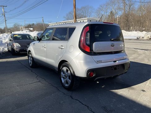 Used 2019 Kia Soul image 7
