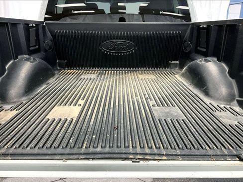 Used 2023 Ford F150 XLT w/ XTR Package image 32