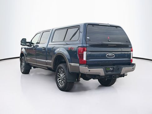 Used 2017 Ford F250 Lariat w/ Lariat Ultimate Package AWD/4WD image 5