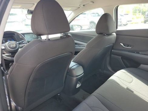 Used 2026 Hyundai Elantra SE w/ Cargo Package FWD image 8