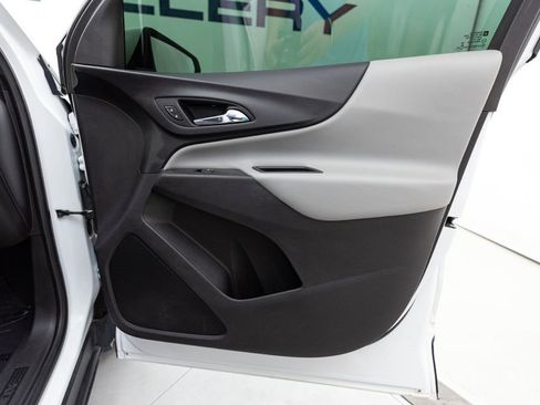 Used 2019 Chevrolet Equinox LT image 31
