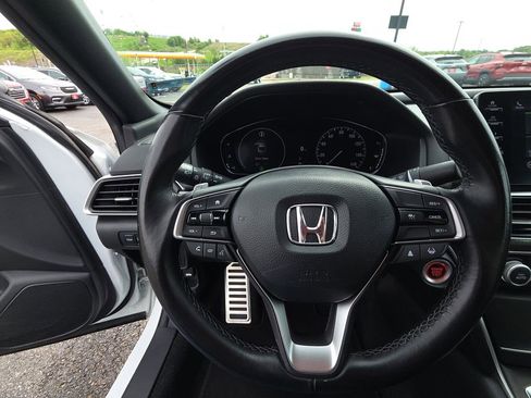 Used 2022 Honda Accord Sport image 17