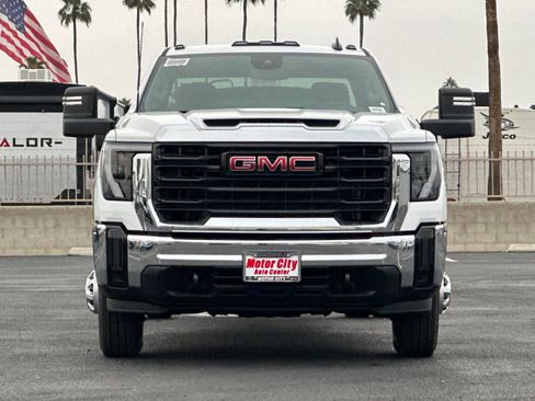 New 2026 GMC Sierra 3500 Pro w/ Convenience Package image 9