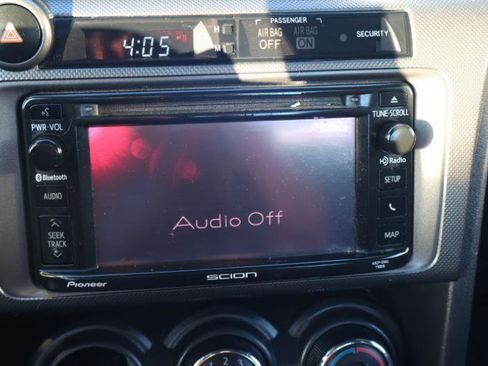 Used 2014 Scion tC image 19