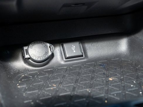 Certified 2022 Toyota RAV4 LE image 14