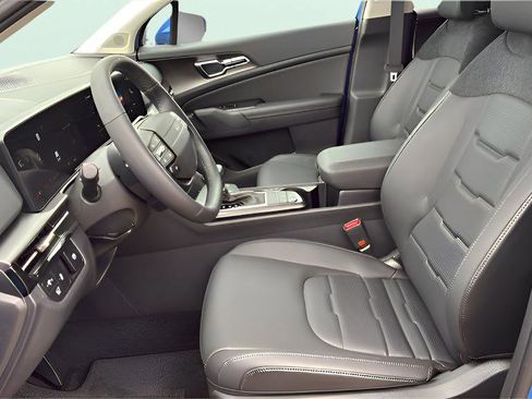 New 2026 Kia Sportage SX image 11