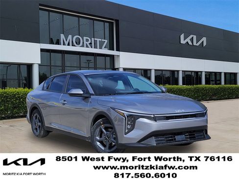 New 2026 Kia K4 LXS image 1