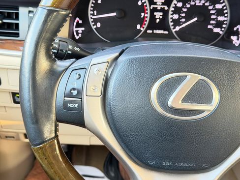 Used 2015 Lexus ES 350 w/ Luxury Package FWD image 71