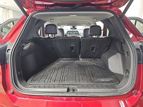 Certified 2023 Chevrolet Equinox Premier w/ LPO, Floor Liner Package image 15