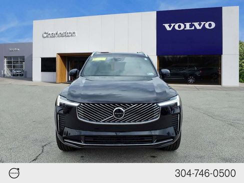 New 2026 Volvo XC90 B5 Plus w/ Protection Package AWD/4WD image 8