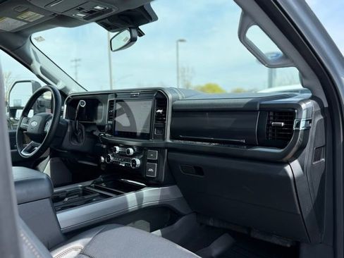 Used 2026 Ford F250 Lariat w/ Lariat Ultimate Package AWD/4WD image 24