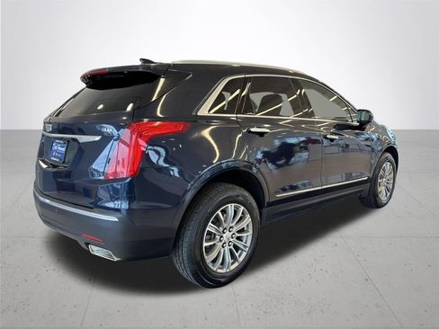 Used 2017 Cadillac XT5 Luxury w/ Driver Awareness Package AWD/4WD image 7