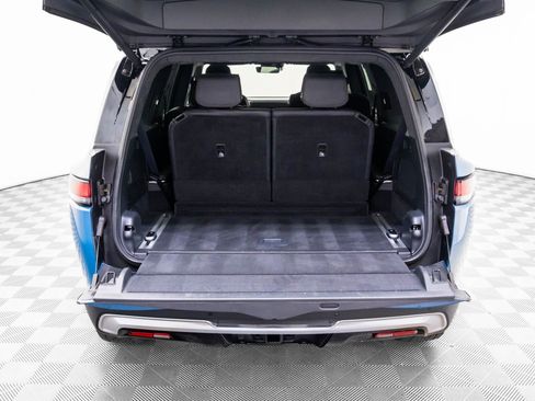 Used 2022 Rivian R1S Launch Edition image 32