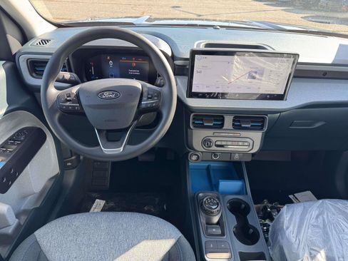 New 2026 Ford Maverick XLT image 14