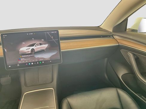 Used 2023 Tesla Model 3 Standard Range RWD image 23