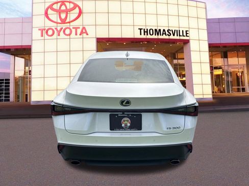 Used 2025 Lexus IS 300 w/ Comfort Package RWD image 6