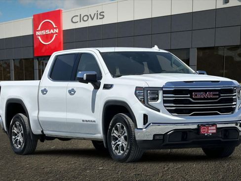 Used 2025 GMC Sierra 1500 SLT RWD image 10