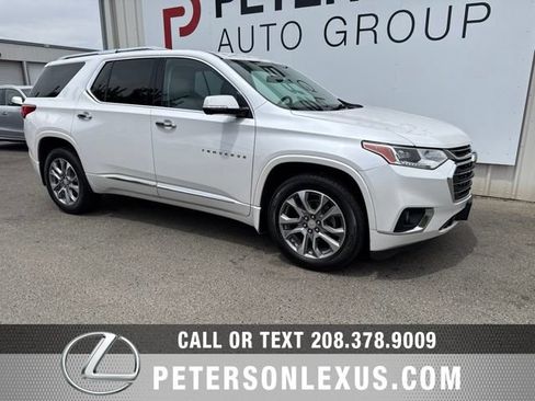 Used 2020 Chevrolet Traverse Premier AWD/4WD image 2