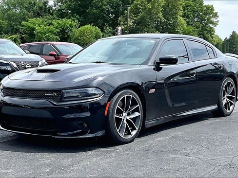 Used 2018 Dodge Charger R/T Scat Pack RWD image 22