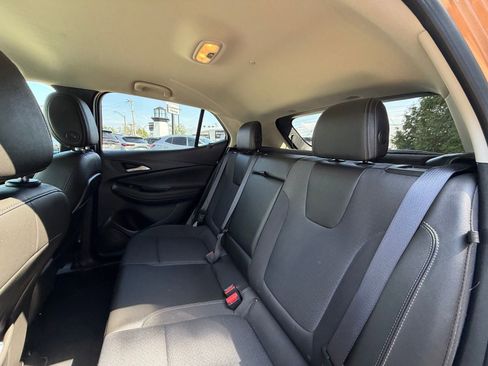 Used 2025 Buick Encore GX Preferred w/ Comfort Package image 32