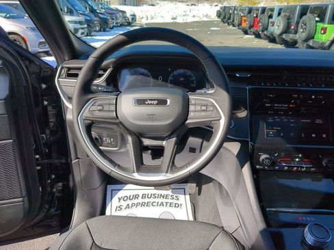 New 2026 Jeep Grand Cherokee Laredo X AWD/4WD image 15
