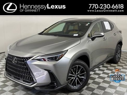 Used 2025 Lexus NX 250 FWD w/ Towing Package (2000 Lbs) image 1
