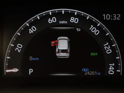 Used 2023 Toyota RAV4 XLE AWD/4WD image 8